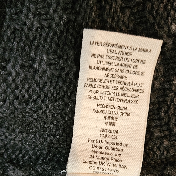 Free People All Washed Out Cardi Asymmetrical Hem Tassel Tie Front Black Small - Picture 4 of 16